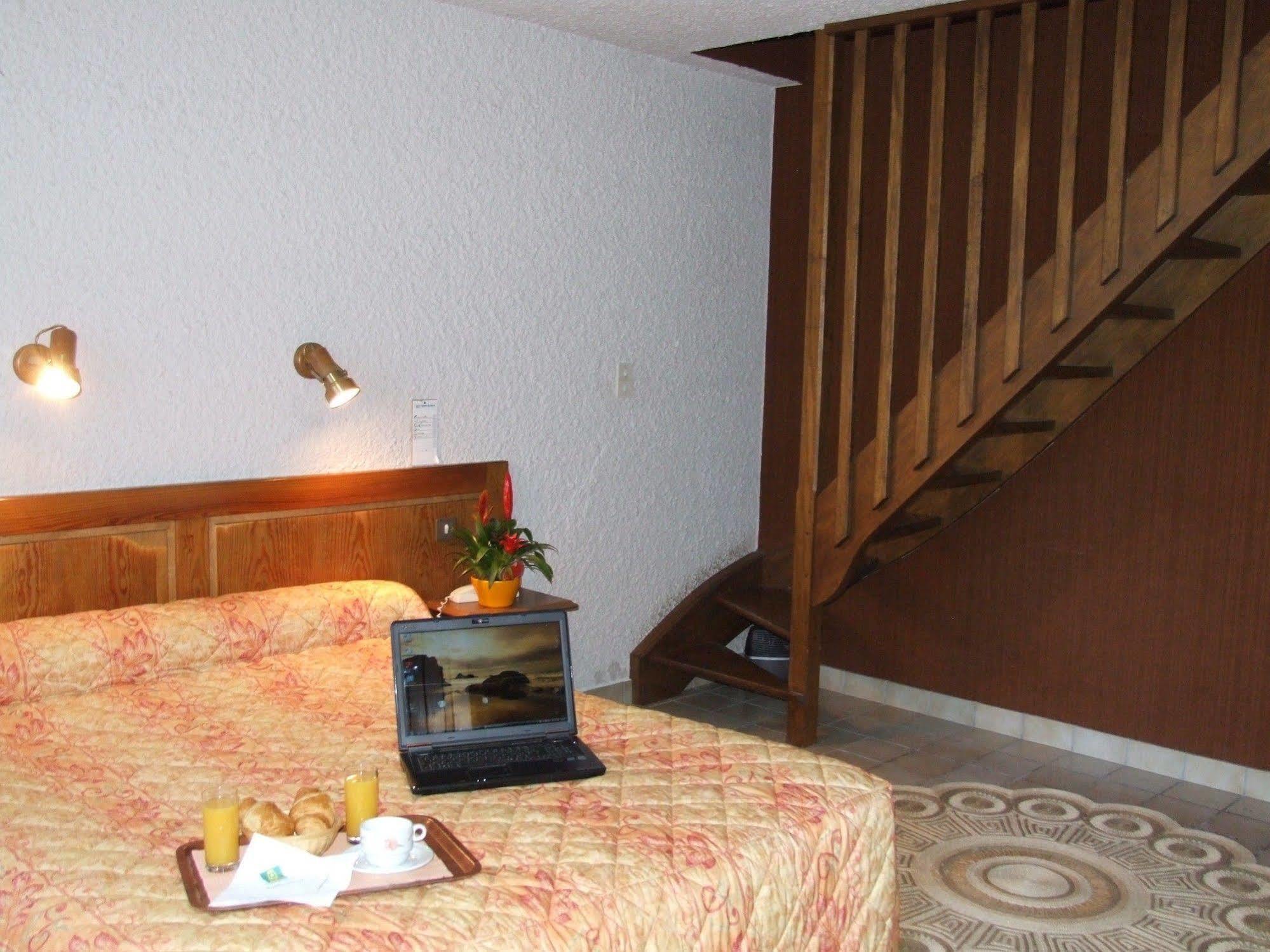 Hotel & Restaurant Azur Ла-Фрессинуз Экстерьер фото